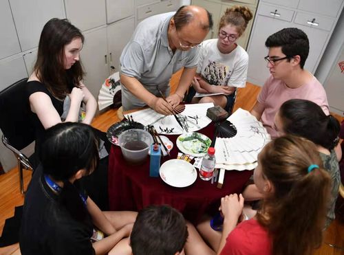 三學(xué)街社區(qū)開展"文明無國界 非遺躍九州"中外文化交流活動